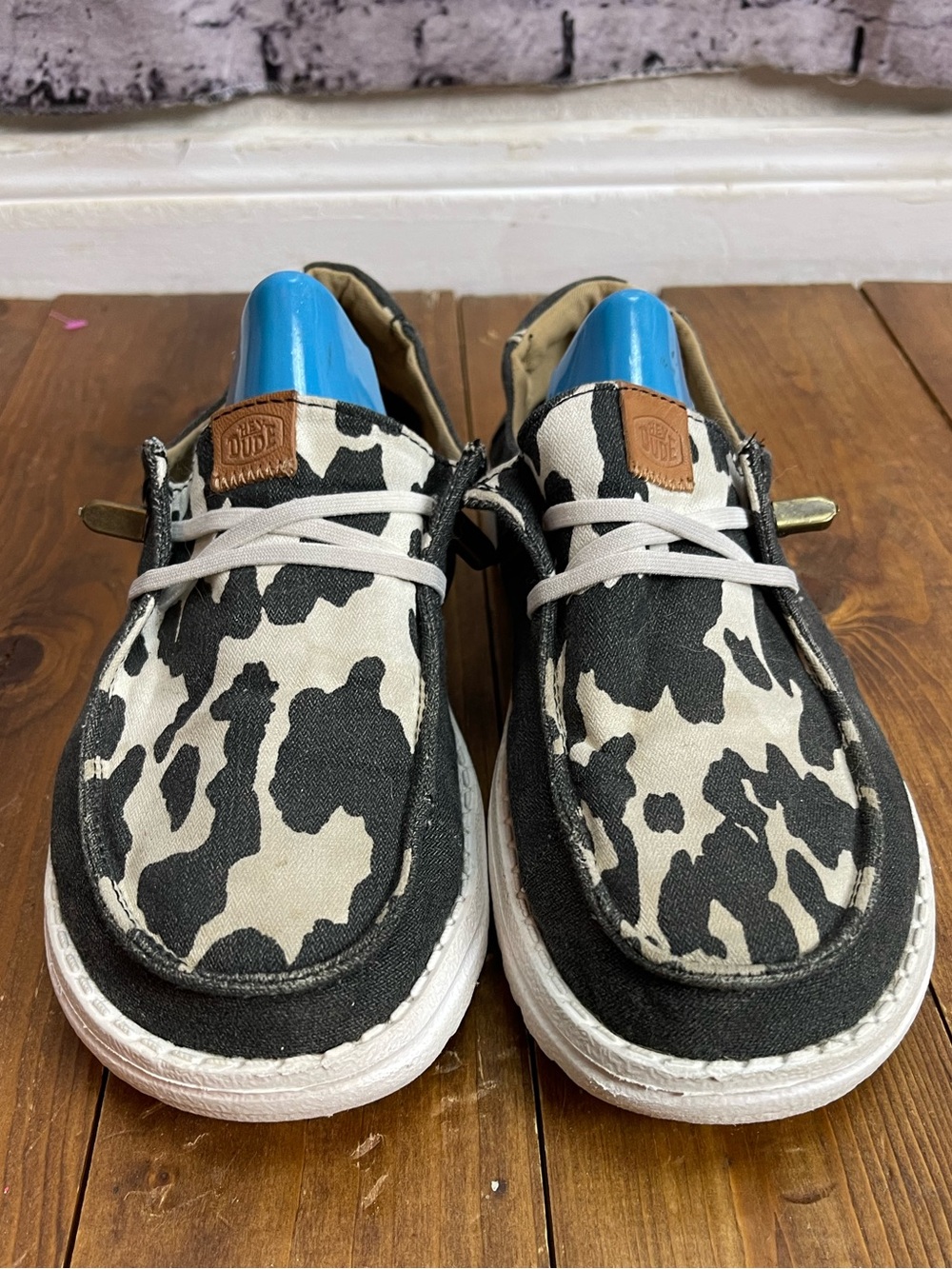 Hey dude Wendy animal black cow Womens size 7 - Picture 2 of 7